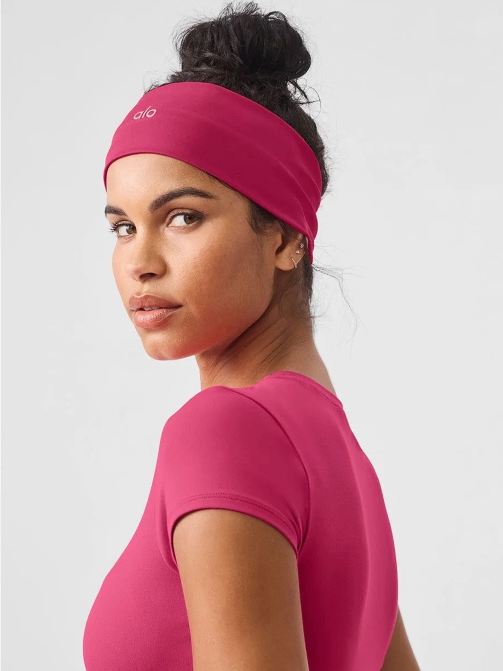 ALO Yoga Wide Ribbed Headband in Pink